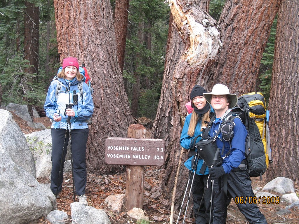 yosemitecreek.jpg