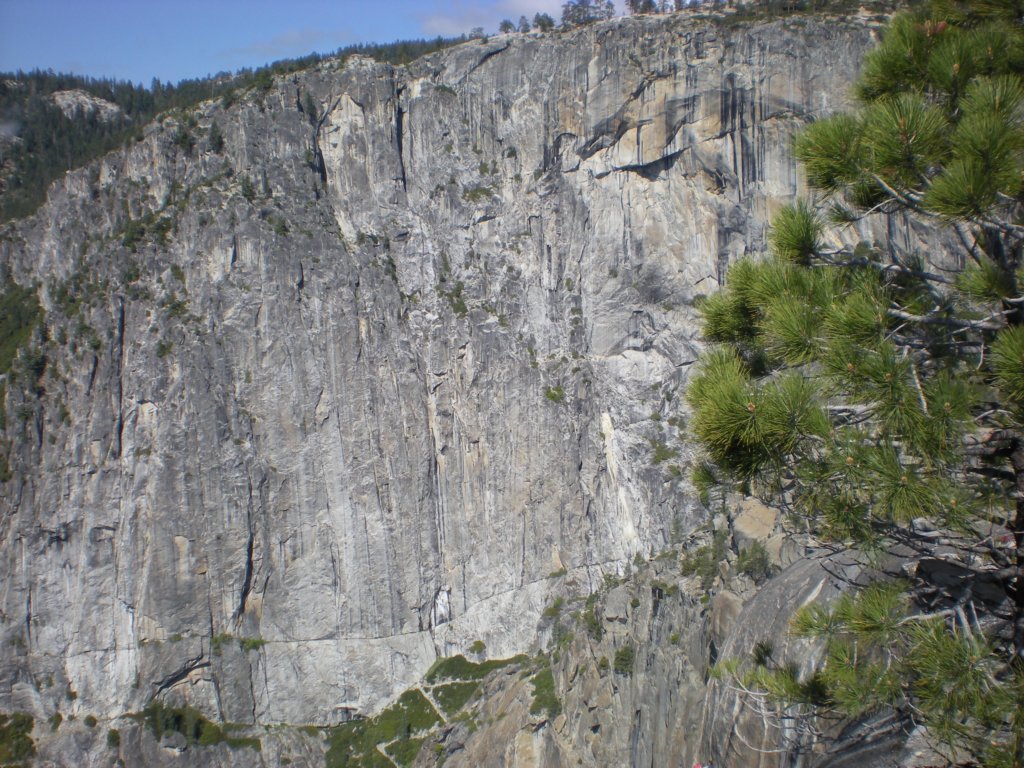 yosemitefalls066.jpg