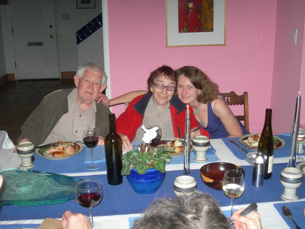 familyvisit274.jpg