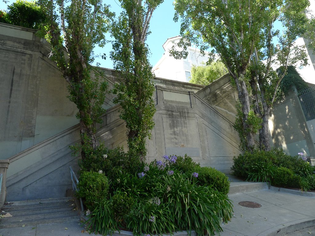 P1110893