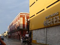 P1200884