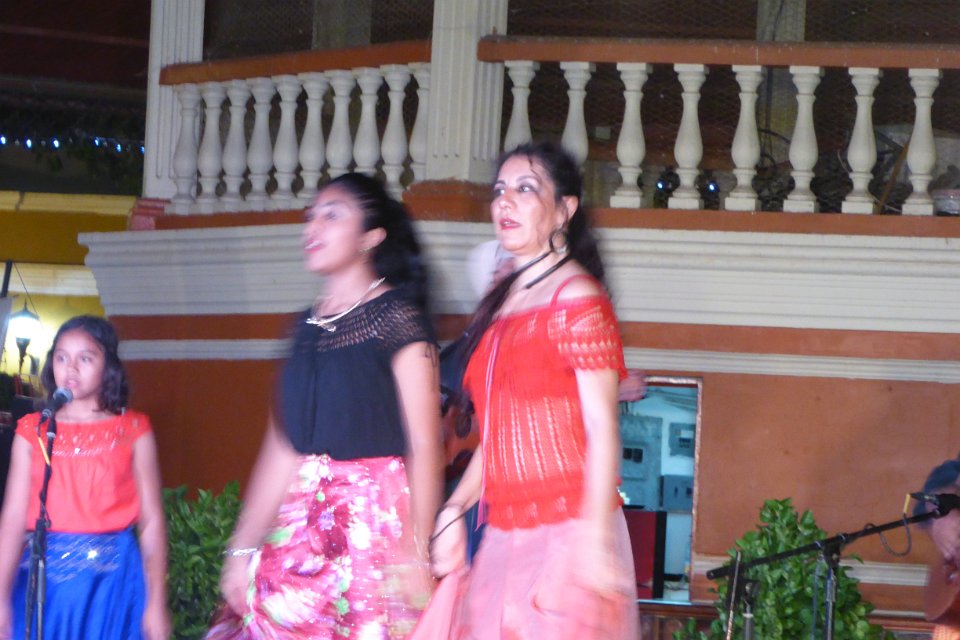 P1030242